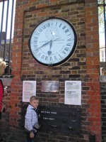 Лондон (London), Гринвич (Greenwich). Главные (гальвано-магнитные?) часы 0-го меридиана, GMT + 0.