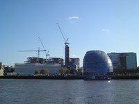 Лондон (London). Шарообразное здание администрации Большого Лондона (Greater London Authority).