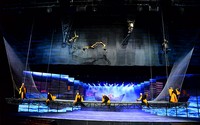 Романтическое шоу, акт № 4 «Восточное путешествие Цзяньчжэня» (鉴真东渡).