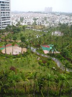 Гостинично-жилой комплекс Aloha Oceanfront Suite Resort. Сезон тропических дождей чудом начался только в последний день нашего отпуска.