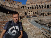 Я внутри Колизея (Colosseus), вид 5 из 12.
