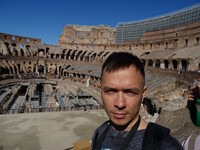 Я внутри Колизея (Colosseus), вид 8 из 12.