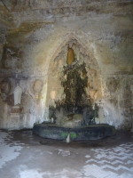 На Палатине (Mons Pălātīnus), точнее, в садах Фарнезе (Orti Farnesiani sul Palatino) есть необычный памятник нимфам (прежде всего нимфам источников) XVII века – Нимфей дождя (Ninfeo della pioggia) или, по-другому, Нимфей Фарнезе (Ninfeo Farnese).
