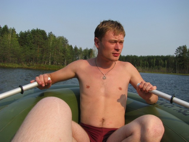 Озеро Светлое. Держим курс на остров.
