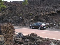 Национальный парк Тейде (Parque nacional del Teide). Наш верный вре́менный друг – универсал Opel Astra.