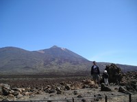 Национальный парк Тейде (Parque nacional del Teide). Ещё один вид на Тейде, на фоне которого что ребёнок, что взрослый чувствуют себя маленькими.