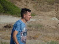 Игра в пляжный волейбол с турками: это не я такой толстый (в профиль) – это ветер так футболку раздул. 😊