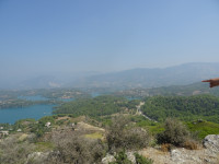 «Лучше гор могут быть только горы», поэтому вот вам ещё горизонтальный вид № 2/4 на реку Манавгат (Manavgat) и/или её водохранилища с окружающих гор.