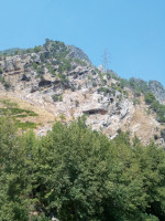 Горы вокруг плотины на реке Манавгат (Manavgat).